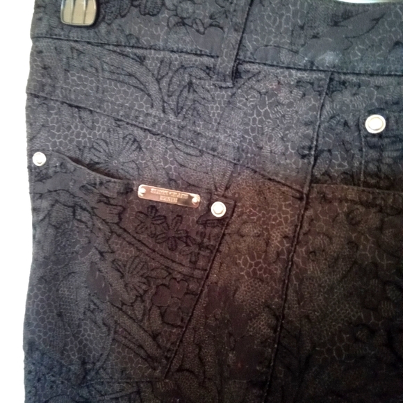Simon Chang Black Floral Textured Denim Pants Size 6 Womens - Picture 6 of 9
